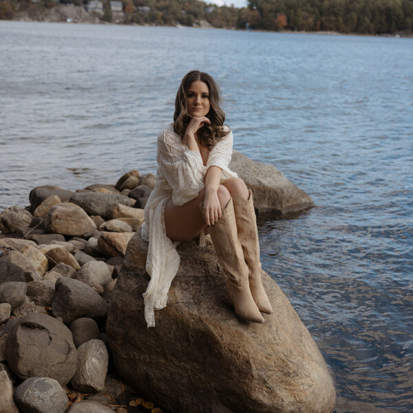 AMBERLEA BRUCH X LENNY AND HUME